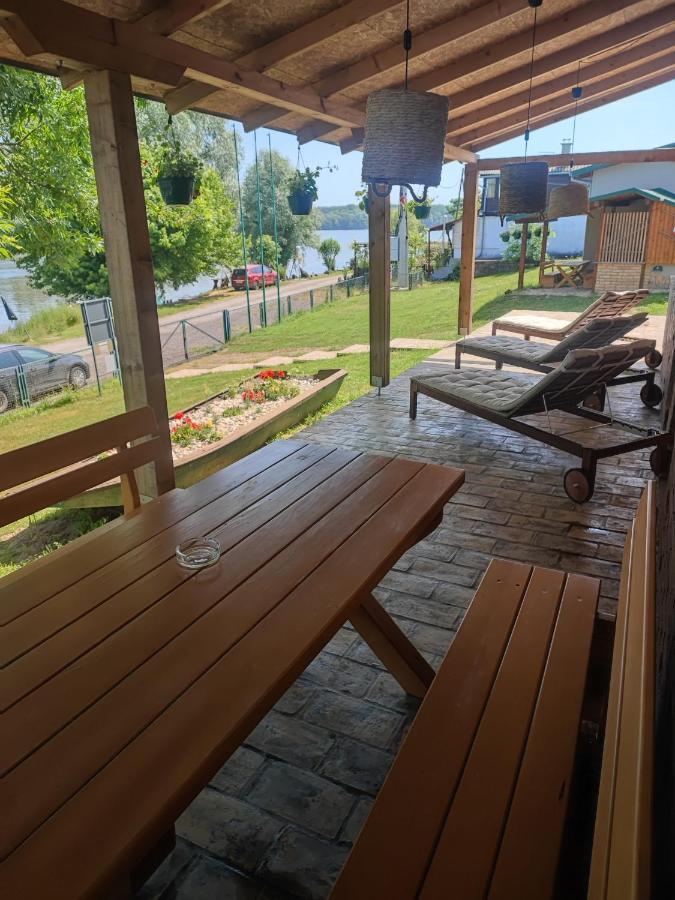 Udicarski Dom Usce Aljmaš Exteriör bild